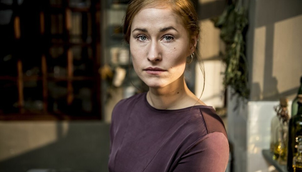 Rosalinde Mynster åbner op om et stort tab i sin nye erindringsbog.