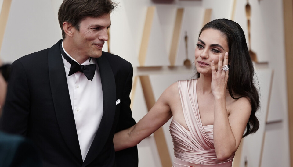 Parret Ashton Kutcher (til venstre i billedet) og Mila Kunis (til højre i billedet) beklager nu, at deres breve er blevet fejltolket som et angreb mod retssystemet og ofrene Parret Ashton Kutcher (til venstre i billedet) og Mila Kunis (til højre i billedet) beklager nu, at deres breve er blevet fejltolket som et angreb mod retssystemet og ofrene