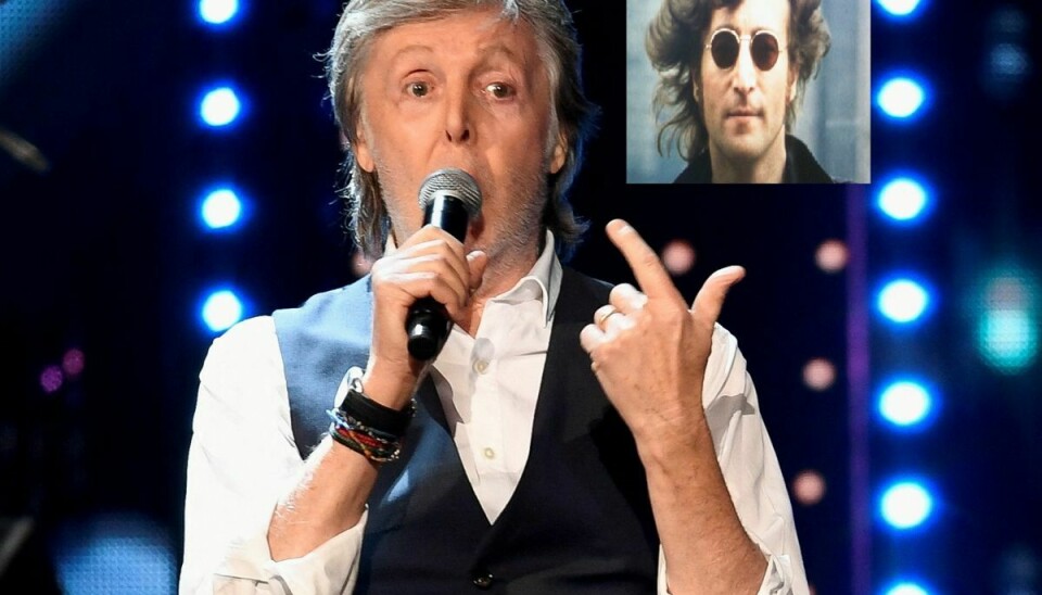 Takket være teknologien benyttede Paul McCartney lejligheden til at hylde sin tidligere The Beatles band-kammerat John Lennon ved at synge duet med ham.