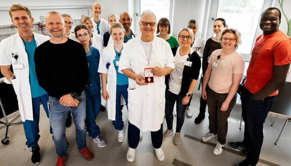Lars Østergaard er blevet slået til ridder af Dannebrogsordenen. Lars Østergaard er blevet slået til ridder af Dannebrogsordenen.