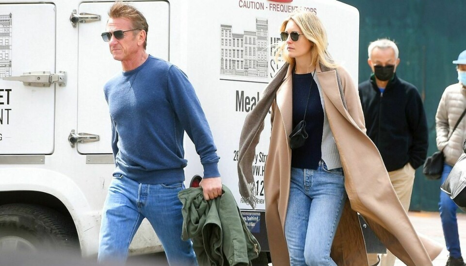 Skuespilleren og instruktøren Sean Penn er blevet skilt fra sin kone, Leila George