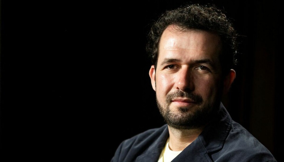 Jonas Poher Rasmussen er barnebarn af den kendte digter Halfdan Rasmussen. Nu kan han vinde tre Oscars. Jonas Poher Rasmussen er barnebarn af den kendte digter Halfdan Rasmussen. Nu kan han vinde tre Oscars.