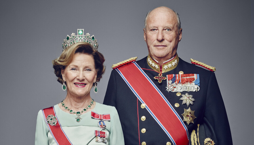 Det norske kongepar, kong Harald og dronning Sonja, må konstatere, at deres barnebarn, Leah Isadora Behn, trods sin royale status valgte at benytte sin stemmeret ved det netop afholdte kommune- og fylketingsvalg.