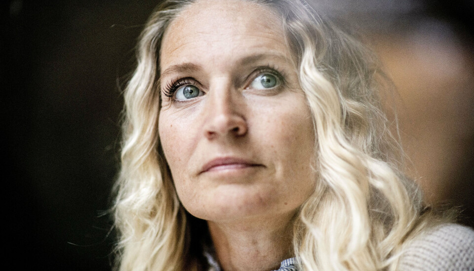 Annette Heick havde et tæt forhold til sin farfar, og det er hans hemmelige brevudveksling med en amerikansk kvinde, der har inspireret hende til forestillingen 'Pennevenner'. Annette Heick havde et tæt forhold til sin farfar, og det er hans hemmelige brevudveksling med en amerikansk kvinde, der har inspireret hende til forestillingen 'Pennevenner'.