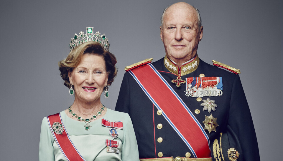 Det kniber angiveligt for norske kong Harlad at få de økonomiske ender til at nå sammen næste år