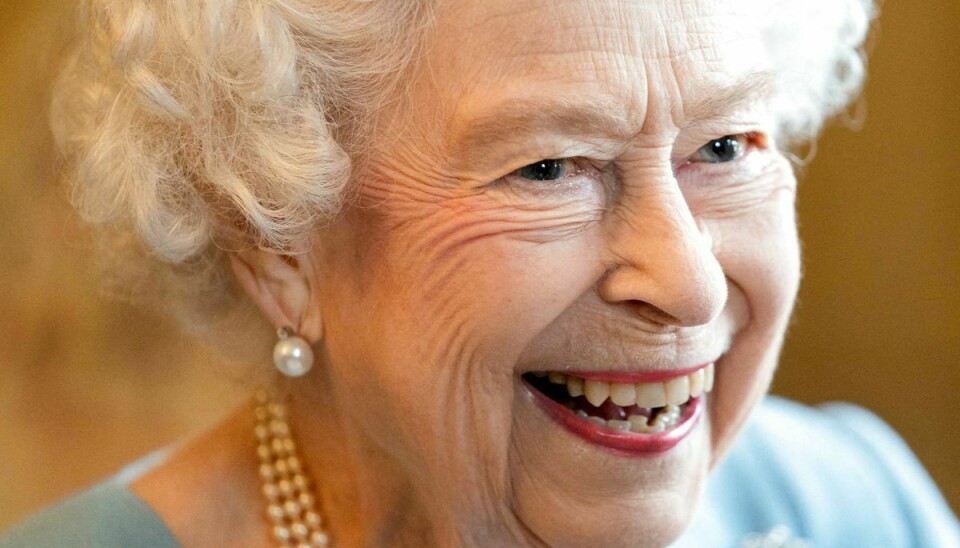 Storbritanniens dronning Elizabeth er igen i gang efter sin sygdom