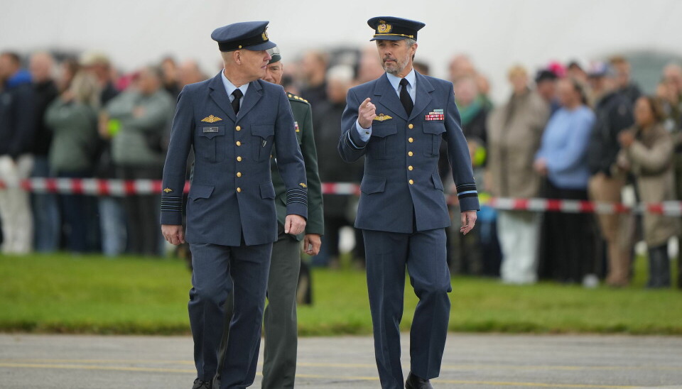 Kronprins Frederik var klar til at deltage i overdragelsen af jagerflyene.