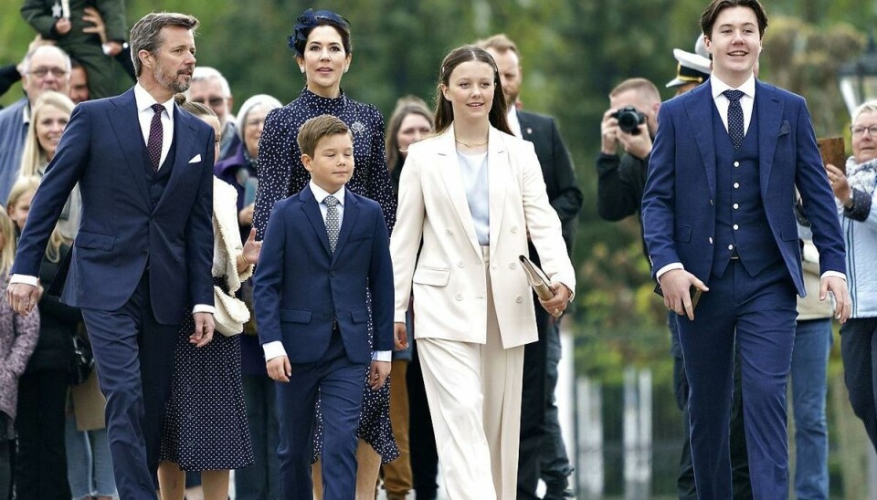 Prinsesse Isabella skal konfirmeres den 30. april. Prinsesse Isabella skal konfirmeres den 30. april.