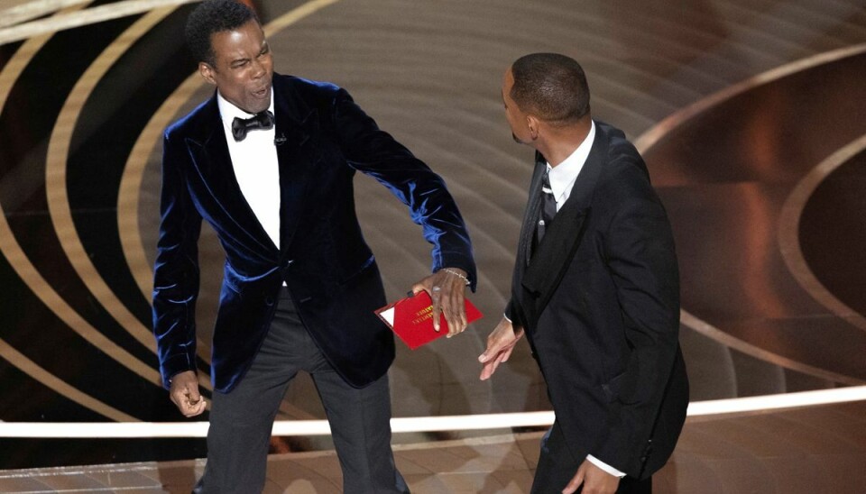 Will Smith gav Chris Rock en lussing på scenen, efter at Rock havde lavet en joke om Smiths kone Jada Pinkett Smiths skaldethed. (Arkivfoto).