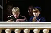 De 8-årige tvillinger prins Jacques og prinsesse Gabrialle på balkonen