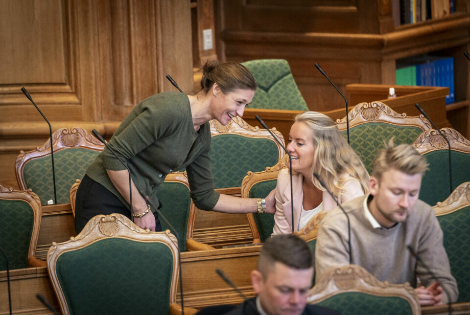 Mia Wagner (tv.) er ikke medlem af Folketinget, men hentet ind på ministerholdet i sidste uges regeringsrokade. (Arkivfoto).