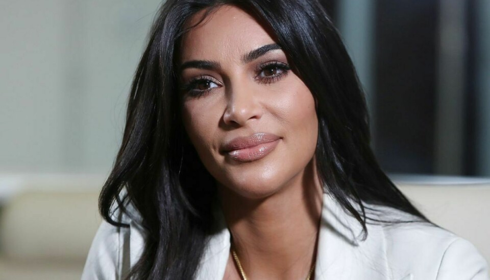 Reality-stjernen Kim Kardashian har købt et privat jetfly og brug op mod en milliard kroner af formuen.