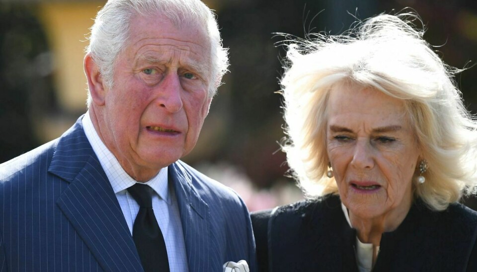 Prins Charles og hertuginde Camilla er nu begge testet positive for corona.