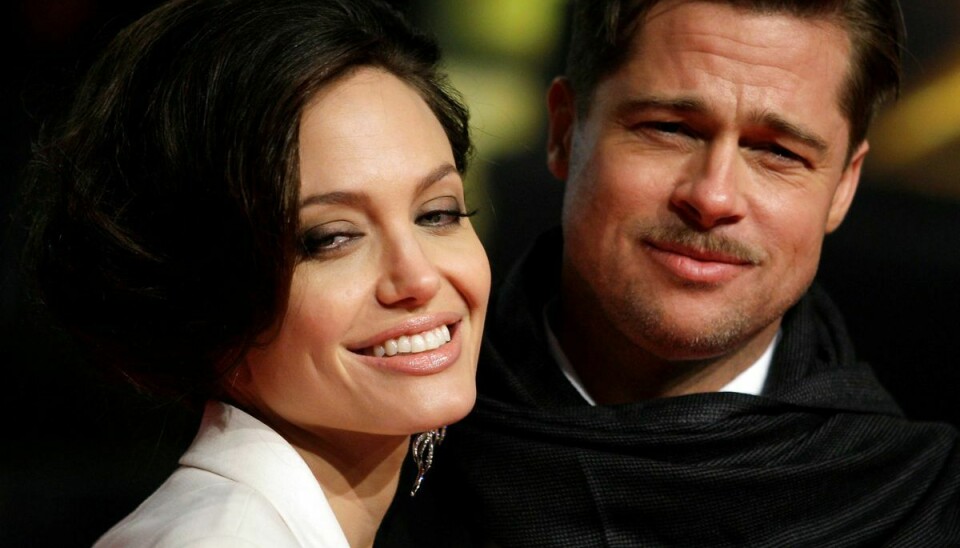 Brad Pitt og Angelina Jolie ses her sammen dengang alting stadig var fryd og gammen imellem dem.