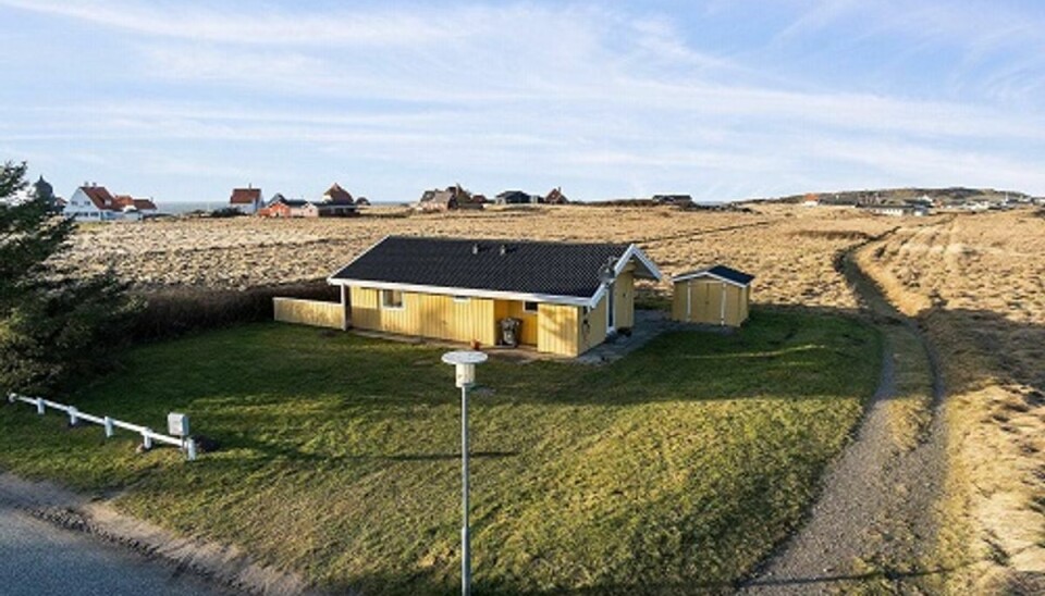 Sådan ser Peter Ingemanns sommerhus ud set udefra.