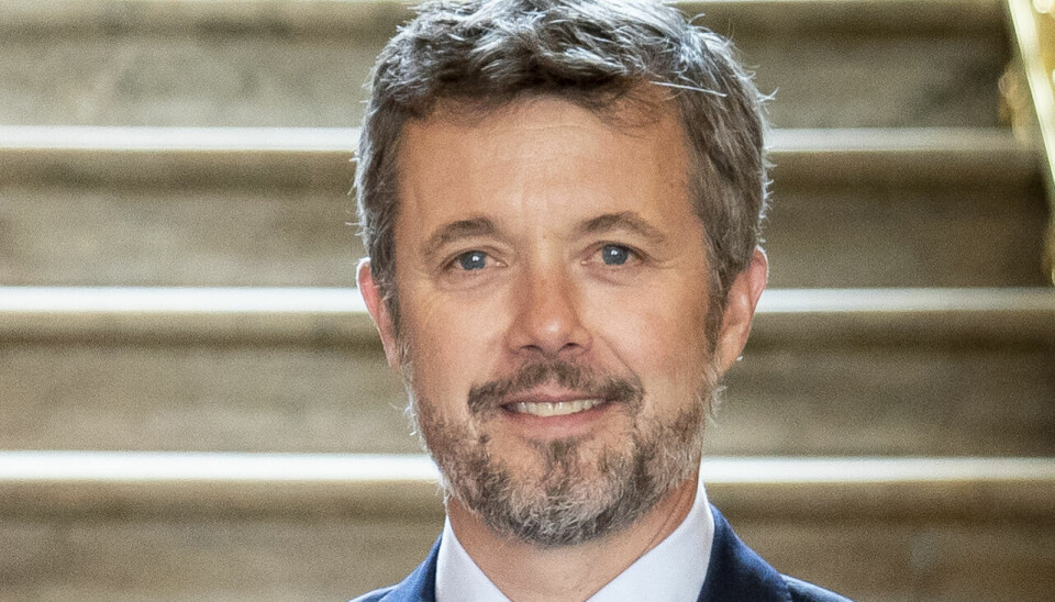Kong Frederik har meldt sig ind i kampen om af få VM i landevejscykling til Danmark i 2029.