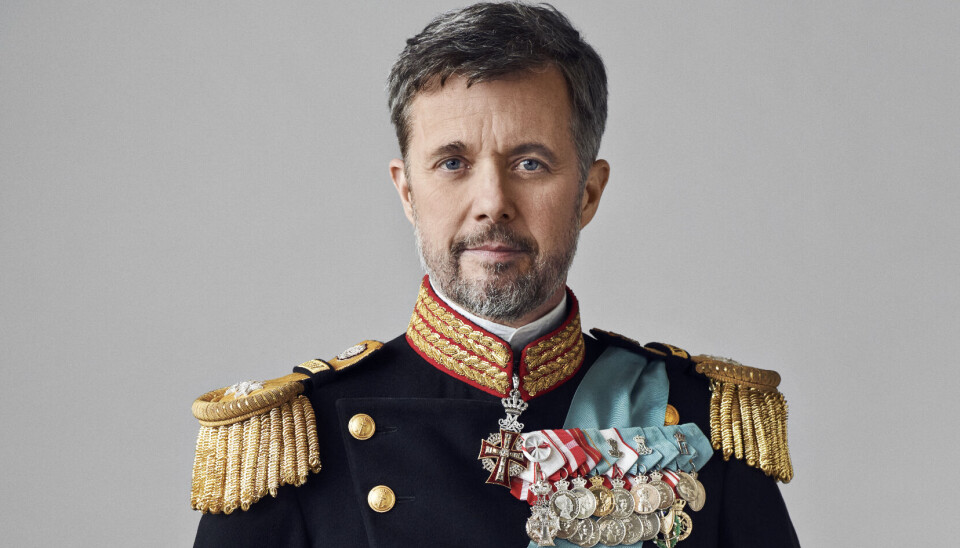 Frederik skal den 13. marts for første gang uddele hædersbevisningen 'Kongens ur' til en garder den 13. marts.