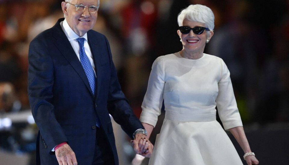 Harry Reid repræsenterede i over tre årtier delstaten Nevada i Kongressen i Washington D.C., inden han trak sig i 2017. Efter længere tids kamp med en kræftsygdom døde Reid tirsdag. Han blev 82 år. Arkivfoto af Harry Reid og hustruen Landra er fra 2016. Harry Reid repræsenterede i over tre årtier delstaten Nevada i Kongressen i Washington D.C., inden han trak sig i 2017. Efter længere tids kamp med en kræftsygdom døde Reid tirsdag. Han blev 82 år. Arkivfoto af Harry Reid og hustruen Landra er fra 2016.