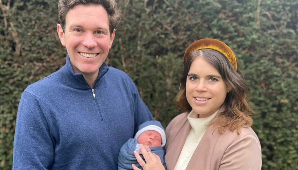 Prinsesse Eugenie og Jack Brooksbank med deres lille søn August.