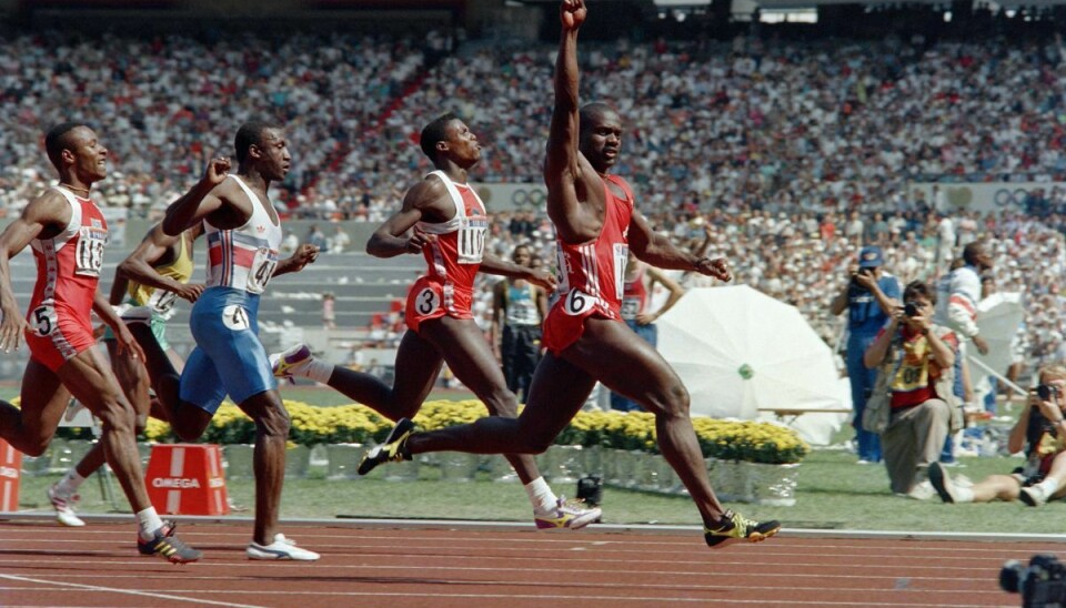 Da Ben Johnson vandt OL-guld i 100 meter sprint i 1988, sendte han en finger i vejret og pegede den efterfølgende mod publikum. Tre dage senere blev han diskvalificeret for brug af steroider.