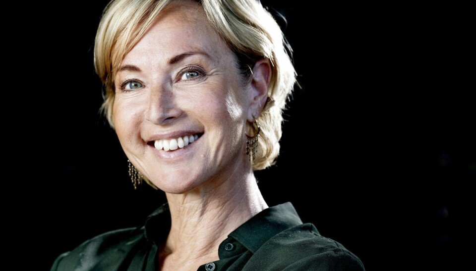 Natasja Crone har to gange i sit voksenliv holdt juleaften i udlandet. Og dem husker hun særligt, fordi de var anderledes, end de plejer. Men tv-værten holder nu mest af de traditionelle. - Så mange faste traditioner har vi ikke i min familie, så det betyder noget for mig, at vi holder fast i de få, vi har. Men når det en gang imellem stikker ud, er det også meget sjovt. (Arkivfoto). Natasja Crone har to gange i sit voksenliv holdt juleaften i udlandet. Og dem husker hun særligt, fordi de var anderledes, end de plejer. Men tv-værten holder nu mest af de traditionelle. - Så mange faste traditioner har vi ikke i min familie, så det betyder noget for mig, at vi holder fast i de få, vi har. Men når det en gang imellem stikker ud, er det også meget sjovt. (Arkivfoto).