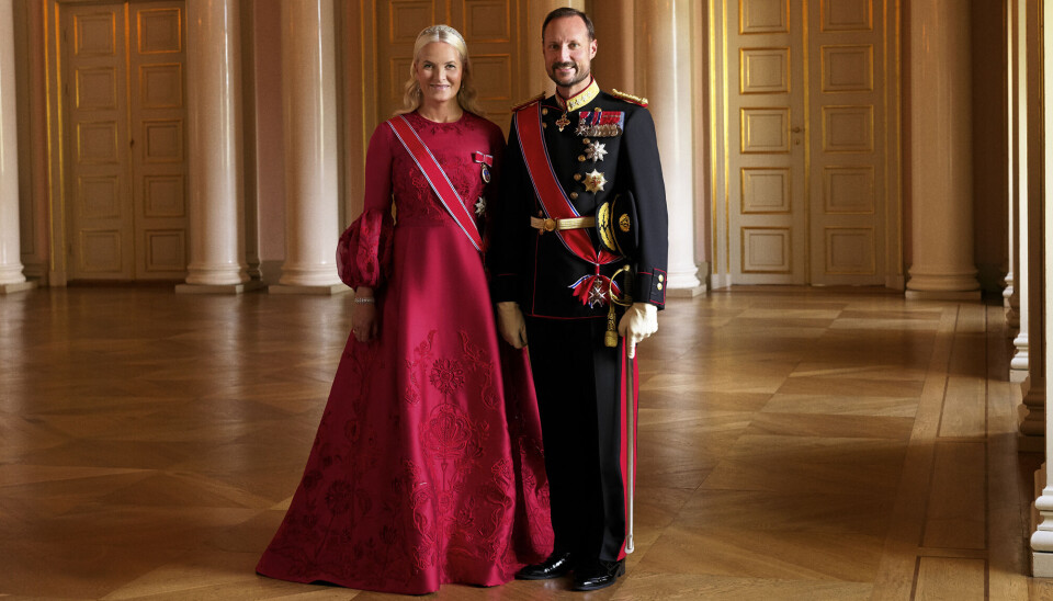 Det nye officielle billede af kronprins Haakon og kronprinsesse Mette.Marit