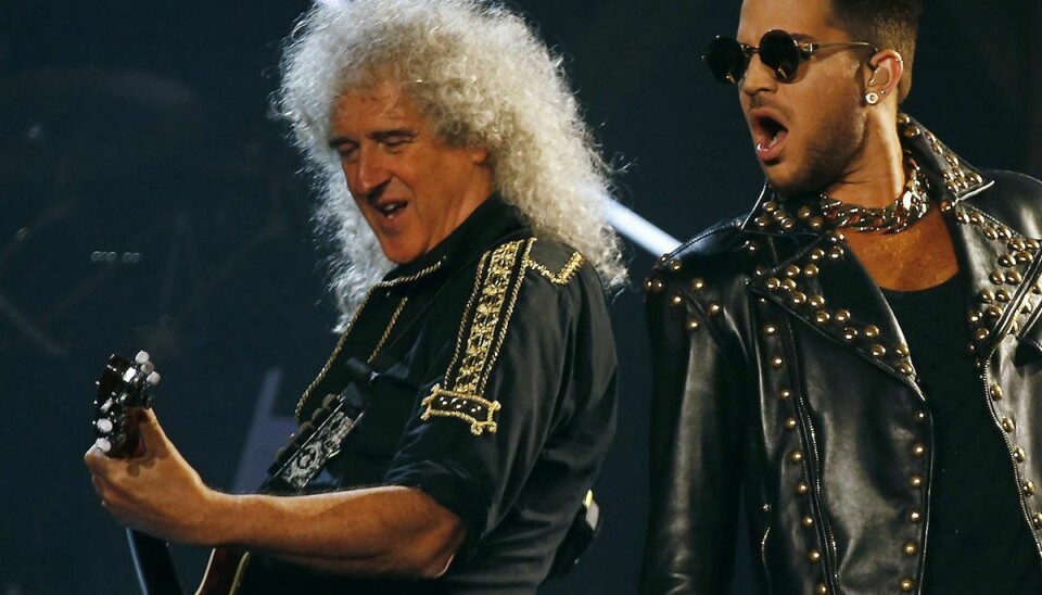 Brian May (til venstre) fra bandet Queen ses her med sangeren Adam Lambert.