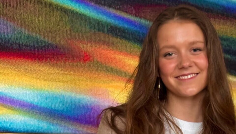 Prinsesse Isabella med hunden Coco.