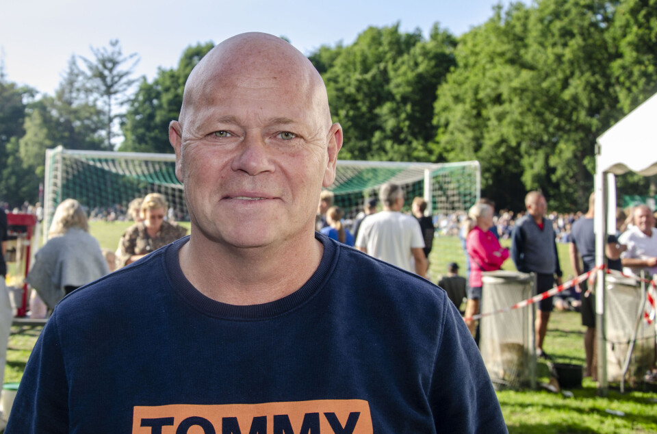 Stig Tøfting har angiveligt slået en mand.
