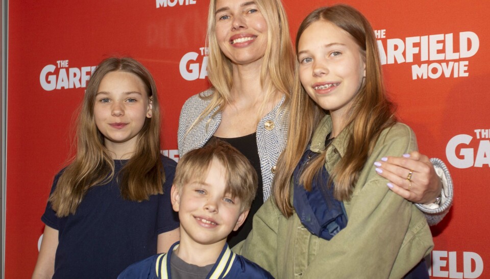 Gunnvør Dalsgaard med Sigga, 14, Hanna på ti og seksårige Hugo, som hun har fra det brudte forhold med Oliver Bjerrehuus.
