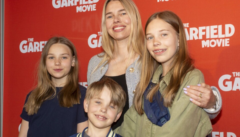 Gunnvør Dalsgaard med Sigga, Hanna og Hugo, som hun har fra det brudte forhold med Oliver Bjerrehuus.