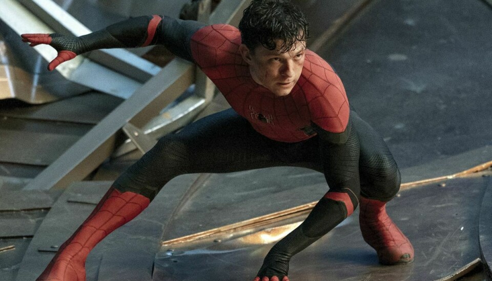 Det er tredje gang, at den britiske skuespiller Tom Holland trækker i edderkoppedragten for at spille Spider-Man.