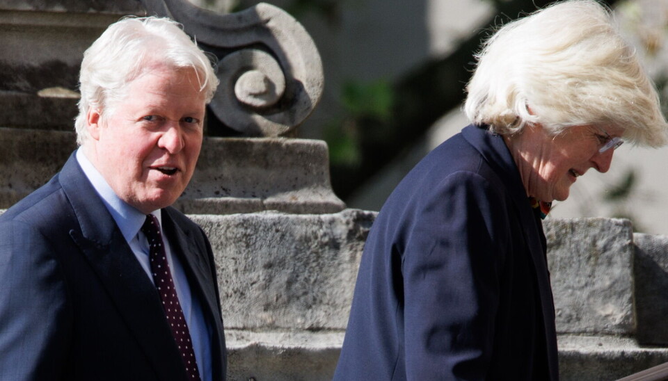 Charles Spencer og Lady Jane Fellowes ses her ankomme til St Paul's Cathedral i det centrale London.
