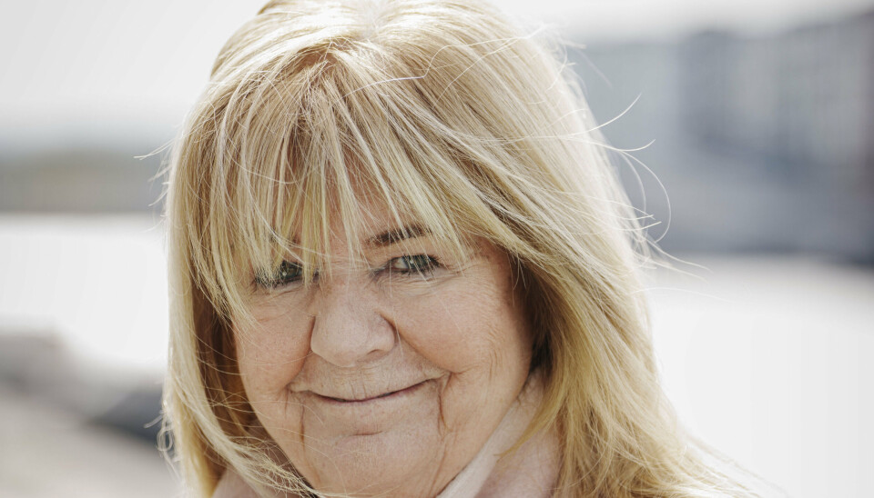 Ulla Terkelsen runder et skarpt hjørne.