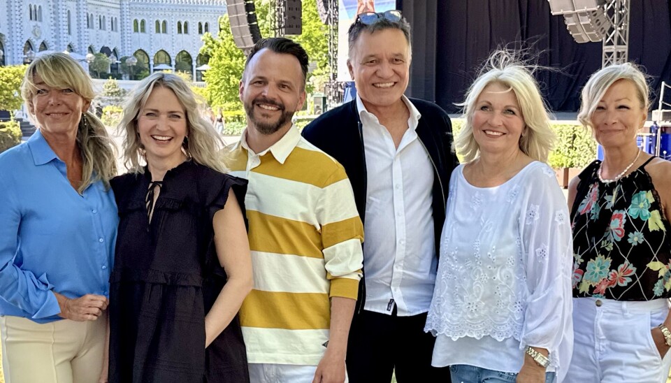 Tivoli byder op til fællessang med blandt andre Lonnie Devantier, Annette Heick, Bryan Rice, Michael Carøe, Gry og Maria Montell