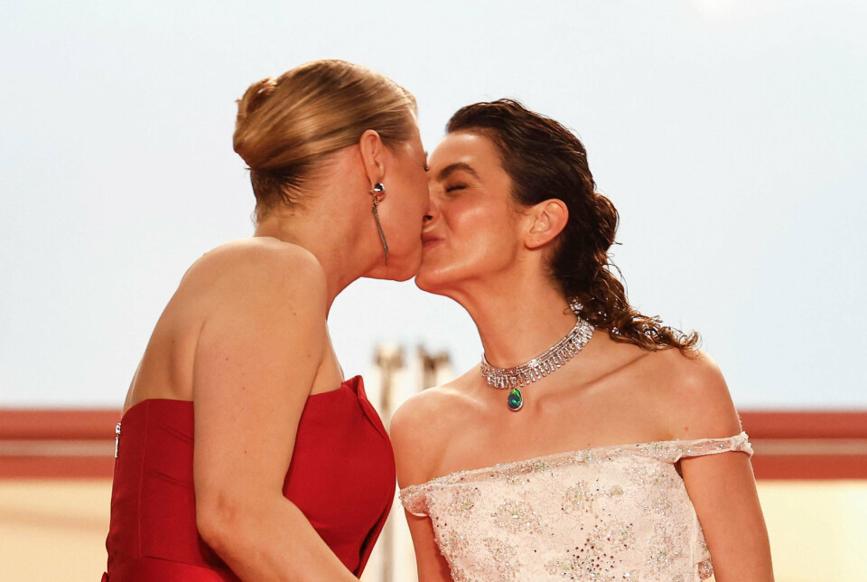 Trine Dyrholm og Vic Carmen Sonne på den røde løber ved Cannes Film Festival onsdag den 15. maj.