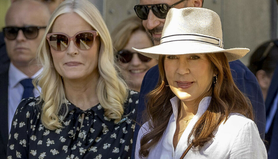 Dronning Mary og kronprinsesse Mette-Marit ses her under det danske kongepars officielle besøg i Norge tidligere på måneden.