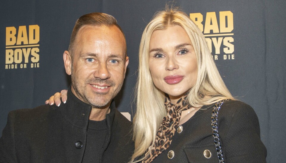 Nicki Pedersen kan stadig give de unge baghjul. Her sammen med kæresten Natascha, der for det meste opholder sig i parrets sydspanske feriebolig.