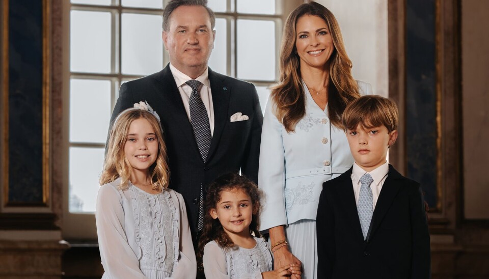 Prinsesse Madeleine ses her sammen med sin mand og parrets tre børn, 10-årige prinsesse Leonore, 8-årige prins Nicolas og prinsesse Adriane på 6 år.