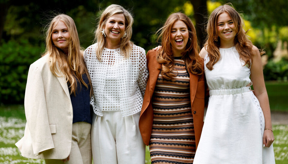 Dronning Maxima med sine døtre, kronprinsesse Amalia samt prinsesserne Alexia og Ariane.
