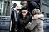 Prins Henriks søster Francoise Bardin ankom til Castrum Doloris for særligt indbudte gæster i Christiansborg Slotskirke, mandag den 19. februar 2018. Prins Henrik sov stille ind på Fredensborg Slot, tirsdag den 13. februar 2018.