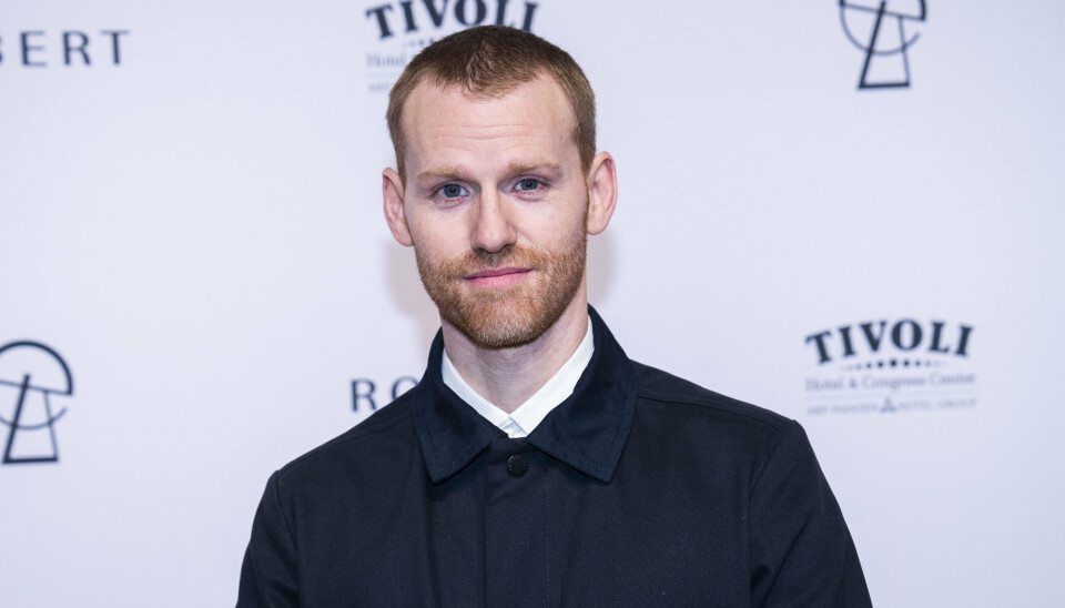 Cyron Melville er udover at være skuespiller også en ivrig trommeslager. Han fylder 40 år den 1. juli 2024.