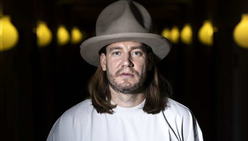 Nicklas Bendtner trak sig tilbage som fodboldspiller i 2019. I dag er han blandt andet fodboldekspert hos TV 2 og har en fodboldpodcast med tidligere radiovært Peter Falktoft.