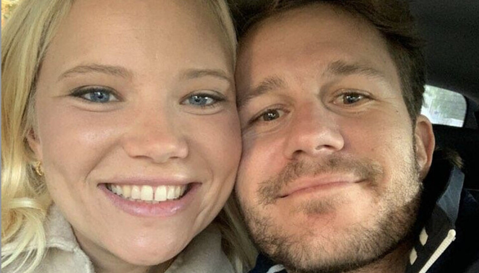 Anne Marie med sin australske kæreste Ryan Palk.