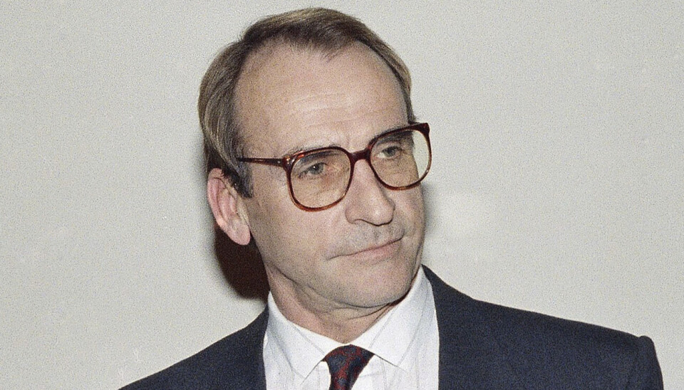 Den amerikanske skuespiller James Sikking, som herhjemme ikke mindst vil blive husket for sin medvirken i tv-serien 'Distrikt Hill Street, hvor han spille den lidt nørdede politiløjtnant Howard Hunter.