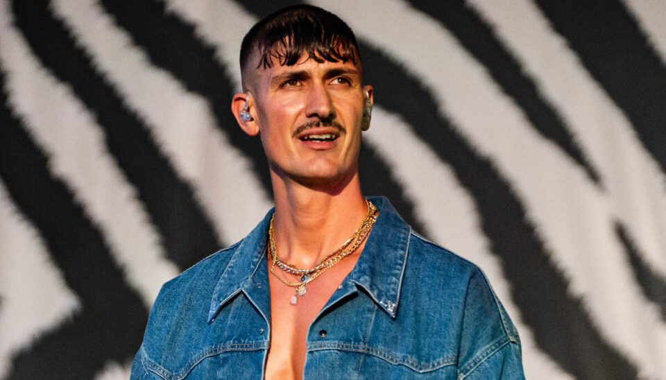 Tobias Rahim på scenen ved Grøn Koncert i Øresundsparken torsdag