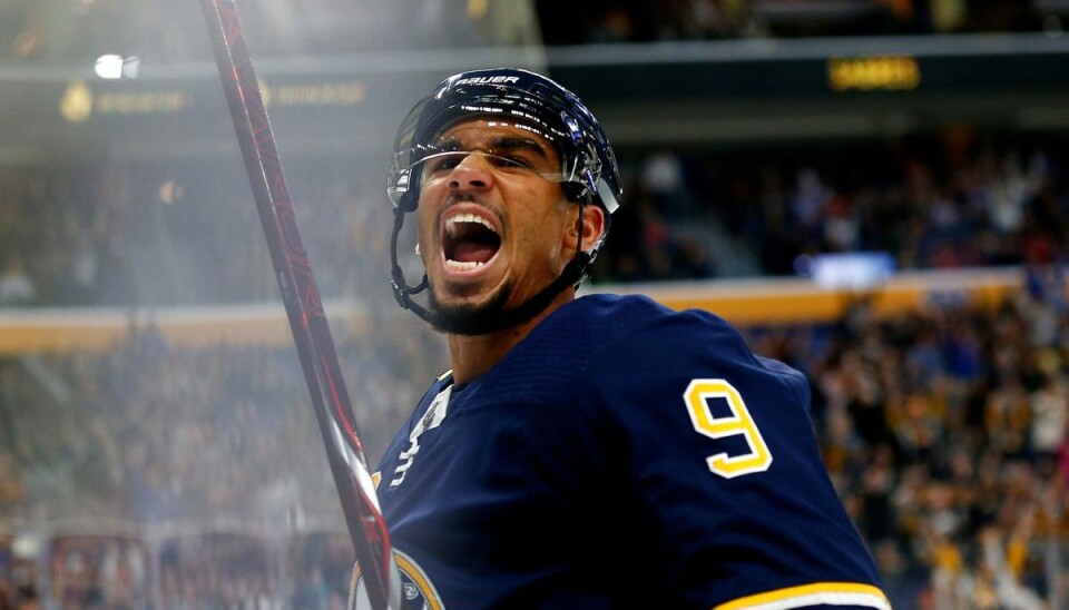 Evander Kane skal ikke bekymre sig om at spille ishockeykampe lige foreløbig.