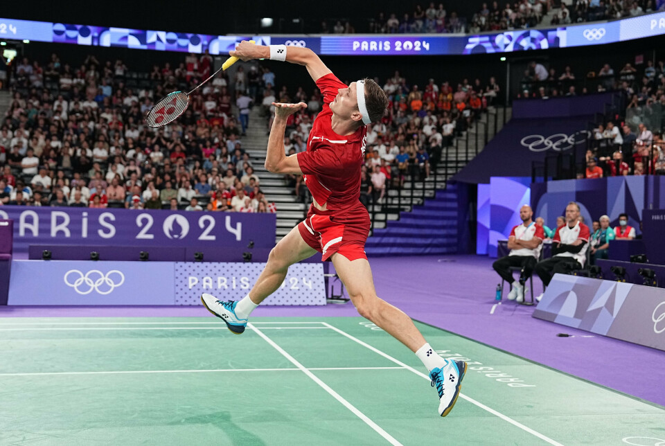 Viktor Axelsen kan nu kalde sig dobbelt olympisk mester.