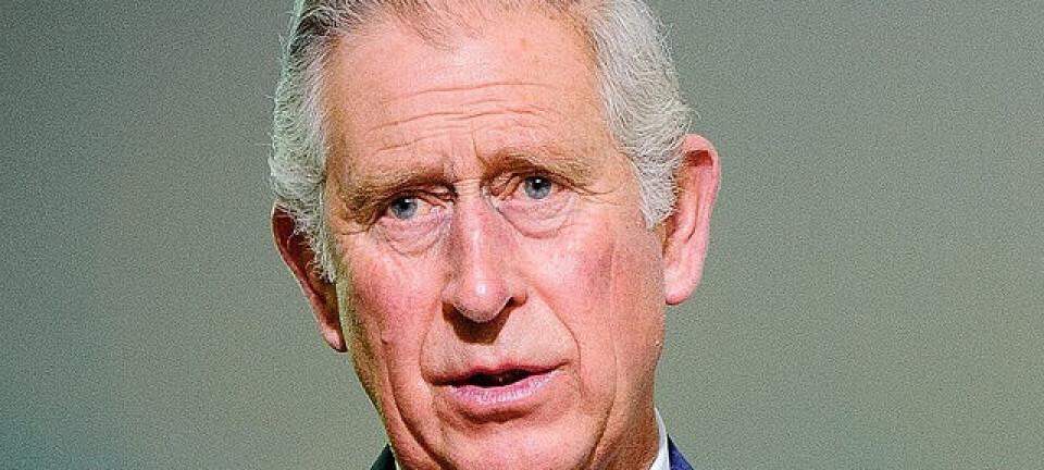 Kong Charles stopper kræftbehandlingen