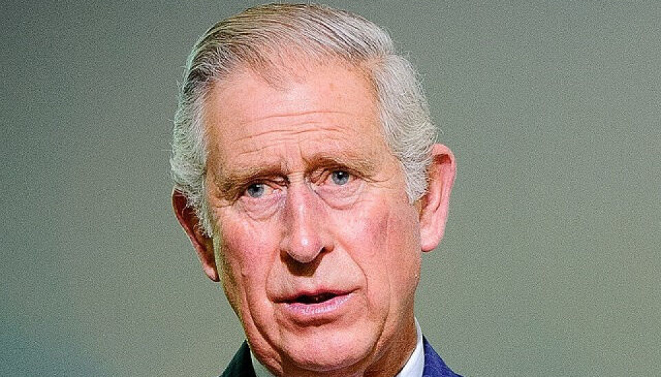Kong Charles sætter kræftbehandlingen på pause.